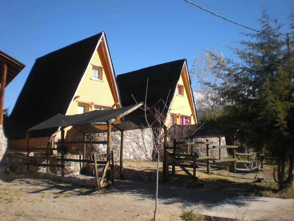 Complejo De Cabanas Tierra De Luna Potrerillos Eksteriør billede